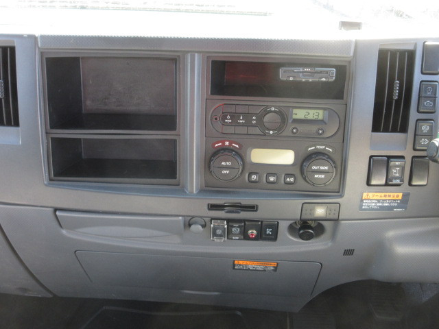 いすゞ フォワード 中型 平ボディ（クレーン付） 2RG-FRR90S2(104050) 16枚目