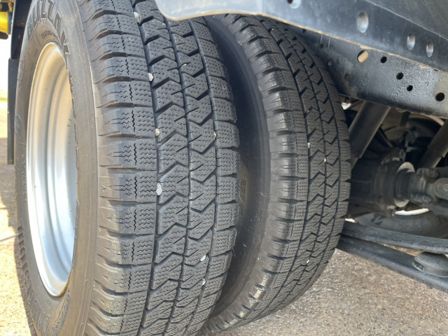 いすゞ エルフ 小型 平ボディ TRG-NJR85A(104051) 19枚目