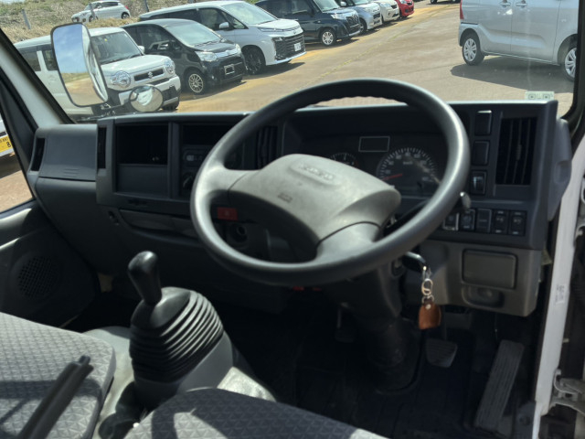 いすゞ エルフ 小型 平ボディ TRG-NJR85A(104051) 25枚目