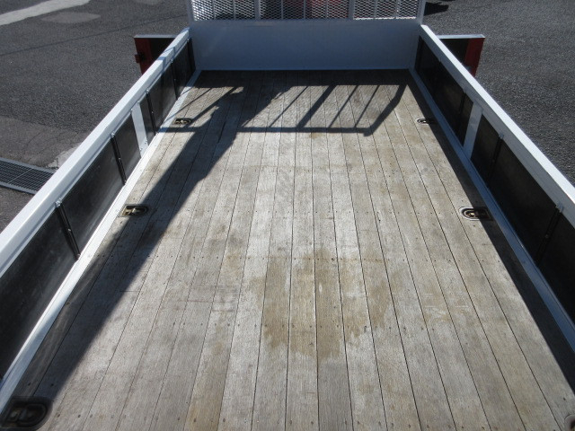 いすゞ フォワード 中型 平ボディ（クレーン付） 2RG-FRR90S2(104050) 30枚目