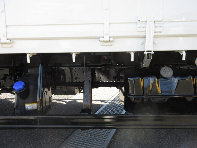 いすゞ フォワード 中型 平ボディ（クレーン付） 2RG-FRR90S2(104050) 42枚目