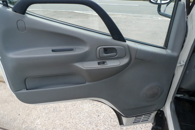 日野 デュトロ 小型 コンテナ専用車 TKG-XZU605M(104053) 31枚目