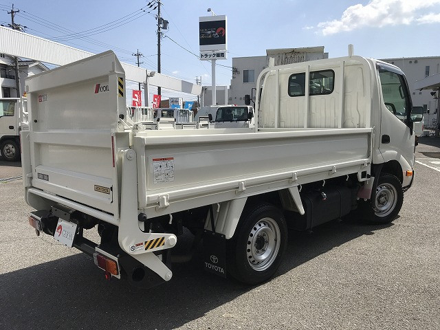 トヨタ ダイナ 小型 平ボディ ABF-TRY220(104054) 8枚目