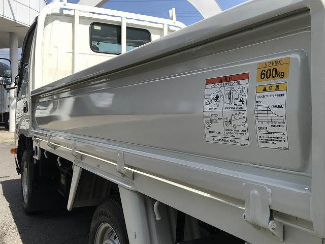 トヨタ ダイナ 小型 平ボディ ABF-TRY220(104054) 19枚目