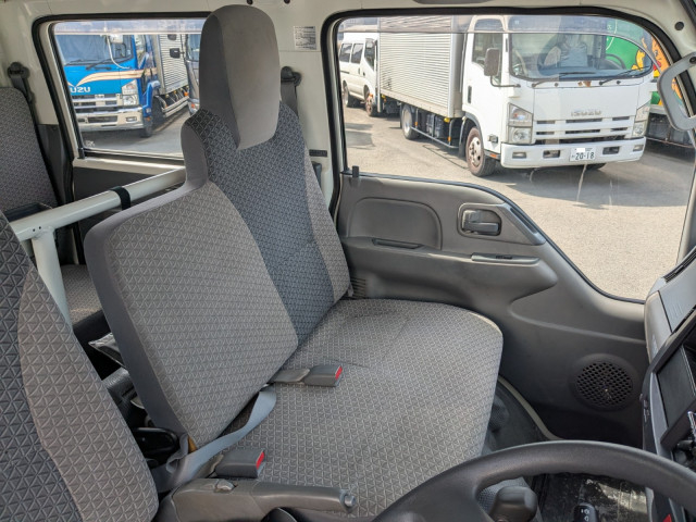 いすゞ エルフ 小型 Wキャブ TRG-NJR85A(104055) 21枚目