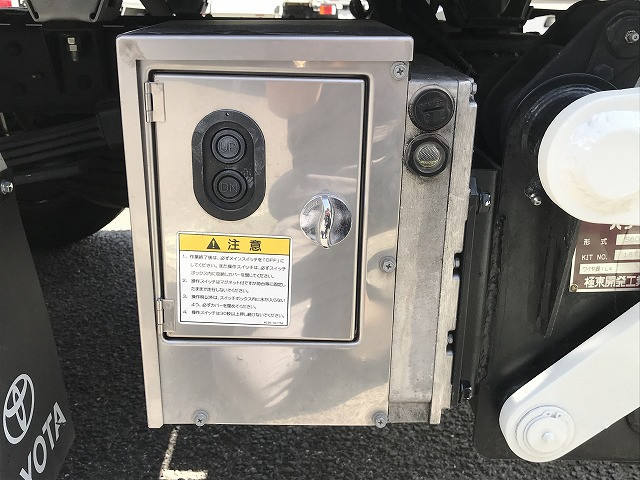 トヨタ ダイナ 小型 平ボディ ABF-TRY220(104054) 50枚目