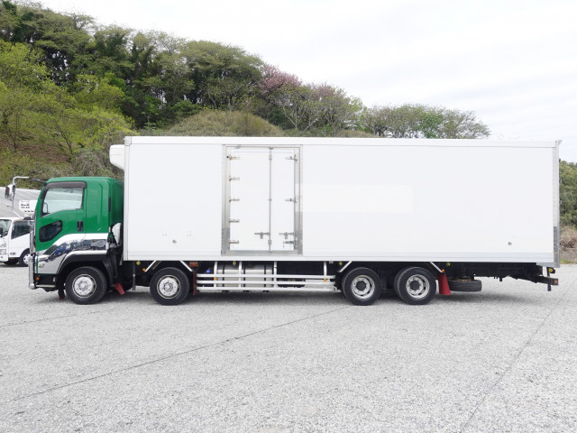 いすゞ ギガ 大型 冷蔵冷凍バン QKG-CYJ77B(104057) 9枚目
