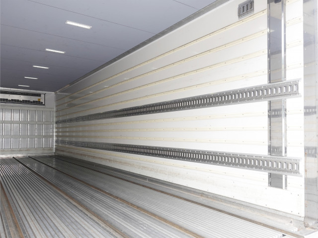 いすゞ ギガ 大型 冷蔵冷凍バン QKG-CYJ77B(104057) 13枚目