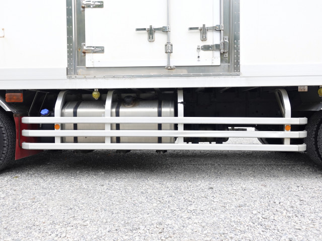 いすゞ ギガ 大型 冷蔵冷凍バン QKG-CYJ77B(104057) 27枚目