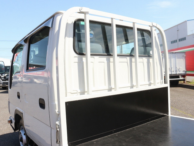 いすゞ エルフ 小型 Wキャブ TRG-NHR85A(104059) 26枚目