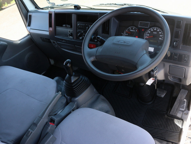 いすゞ エルフ 小型 Wキャブ TRG-NHR85A(104059) 30枚目