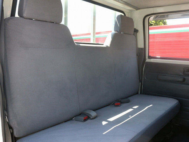 いすゞ エルフ 小型 Wキャブ TRG-NHR85A(104059) 48枚目