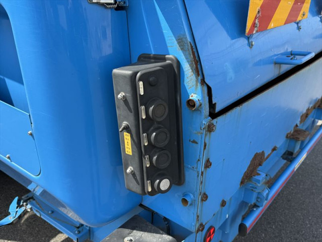 三菱ふそう ファイター 中型 塵芥車（プレス式） TKG-FK71F(104061) 10枚目
