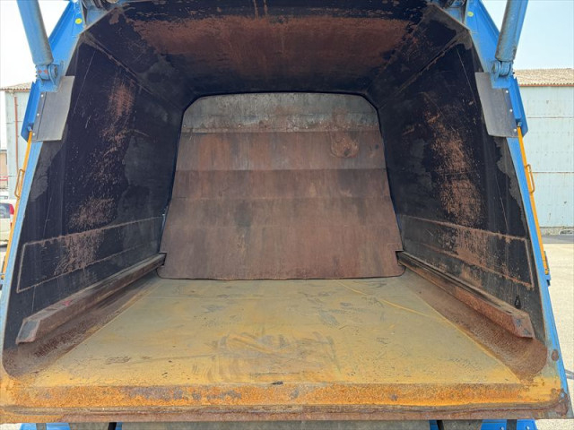 三菱ふそう ファイター 中型 塵芥車（プレス式） TKG-FK71F(104061) 14枚目