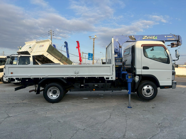 三菱ふそう キャンター 小型 平ボディ（クレーン付） TKG-FEB50(104064) 4枚目