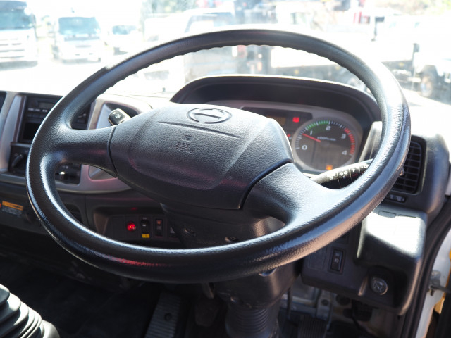 日野 レンジャー 中型 平ボディ（クレーン付） TKG-FC9JKAP(104063) 44枚目