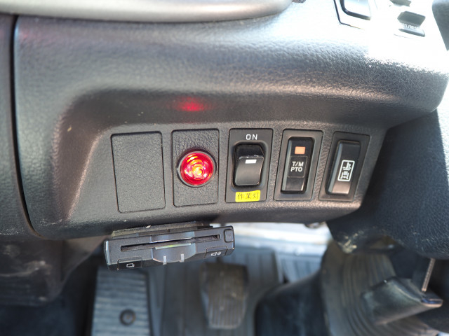 日野 レンジャー 中型 平ボディ（クレーン付） TKG-FC9JKAP(104063) 48枚目