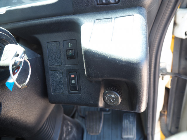 日野 レンジャー 中型 平ボディ（クレーン付） TKG-FC9JKAP(104063) 49枚目