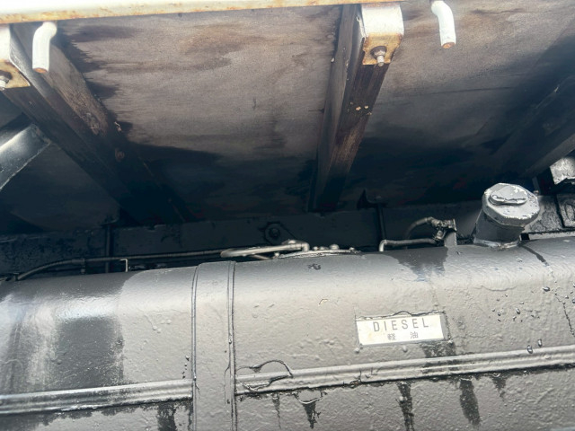 三菱ふそう キャンター 小型 平ボディ（クレーン付） TKG-FEB50(104064) 17枚目