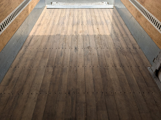 いすゞ エルフ 小型 バン TKG-NPR85AN(104065) 16枚目