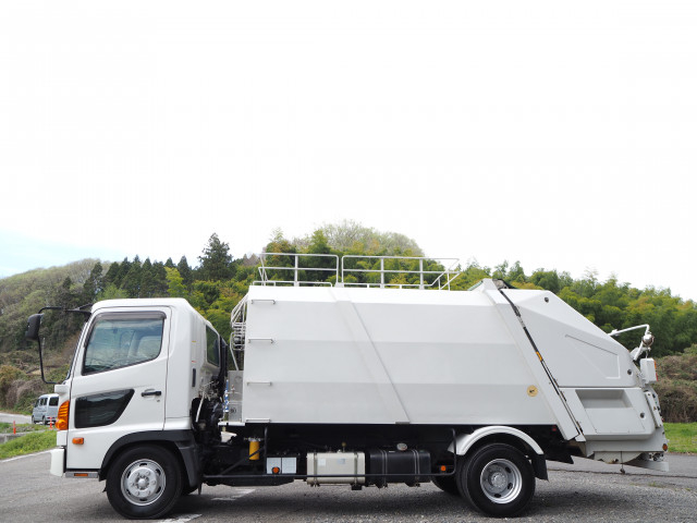 日野 レンジャー 中型 塵芥車（プレス式） BKG-FC7JGYA(104066) 2枚目