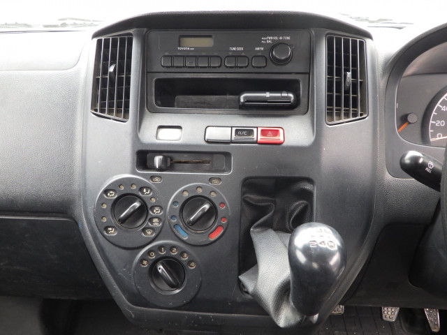 トヨタ タウンエース 小型 平ボディ ABF-S402U(104071) 9枚目