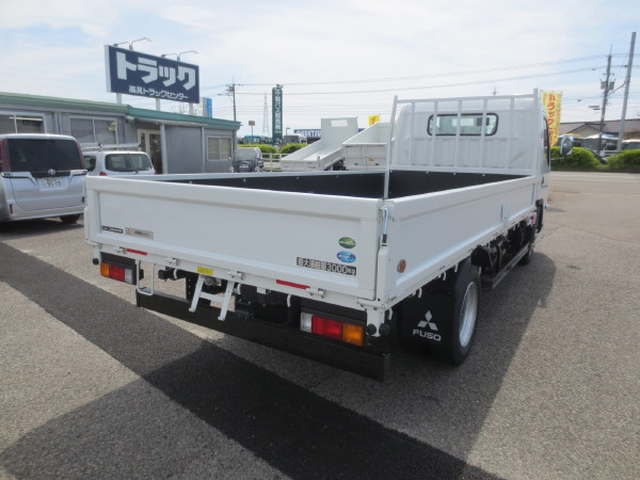 Mitsubishi Fuso canter Small Flat body 2RG-FEB50(104081) 4枚目
