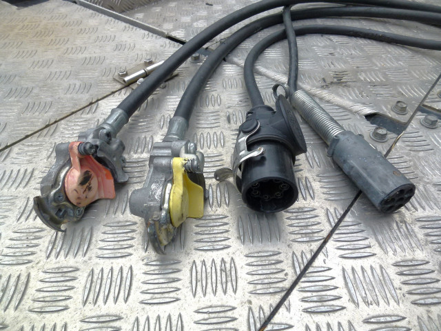 三菱ふそう スーパーグレート 大型 トラクタ 2PG-FP74HER(104083) 11枚目