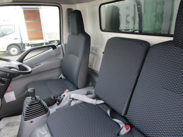 Hino dutro Small Box body 2KG-XZU710M(104082) 20枚目