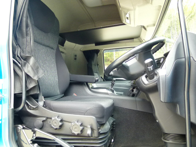 三菱ふそう スーパーグレート 大型 トラクタ 2PG-FP74HER(104083) 22枚目