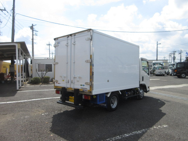 いすゞ エルフ 小型 冷蔵冷凍バン 2RG-NLR88AN(104087) 4枚目