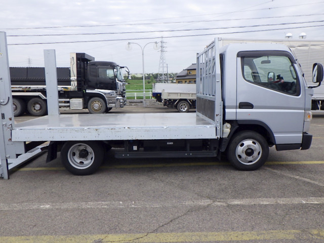 三菱ふそう キャンター 小型 平ボディ 2PG-FEB50(104088) 8枚目