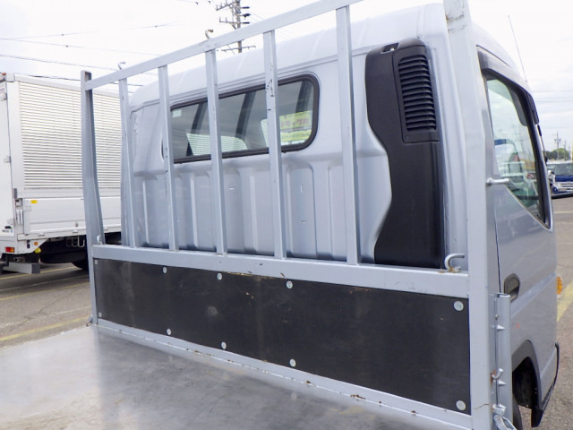 三菱ふそう キャンター 小型 平ボディ 2PG-FEB50(104088) 10枚目
