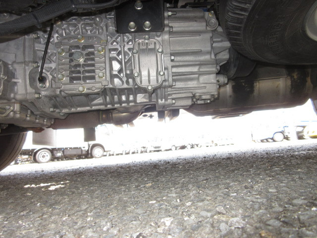 いすゞ エルフ 小型 冷蔵冷凍バン 2RG-NLR88AN(104087) 28枚目