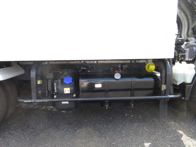 いすゞ エルフ 小型 冷蔵冷凍バン 2RG-NLR88AN(104087) 31枚目