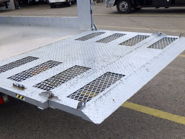 三菱ふそう キャンター 小型 平ボディ 2PG-FEB50(104088) 26枚目