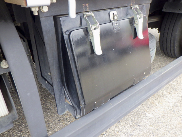 三菱ふそう キャンター 小型 平ボディ 2PG-FEB50(104088) 32枚目