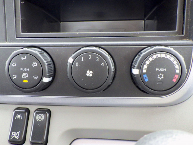 三菱ふそう キャンター 小型 平ボディ 2PG-FEB50(104088) 44枚目