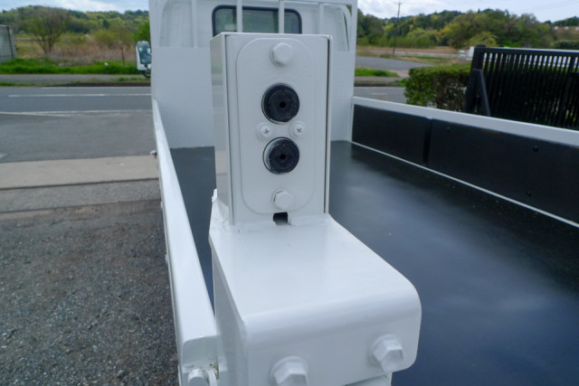 いすゞ エルフ 小型 平ボディ 2RG-NJR88A(104089) 12枚目