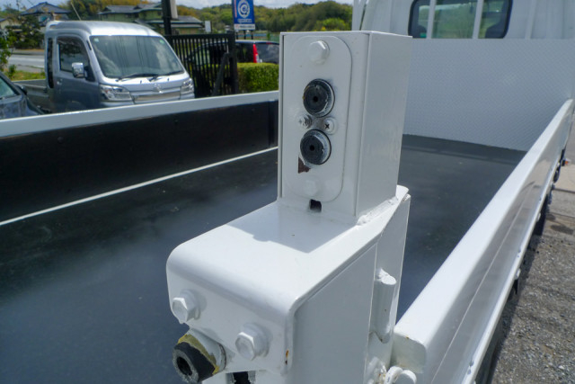 いすゞ エルフ 小型 平ボディ 2RG-NJR88A(104089) 13枚目