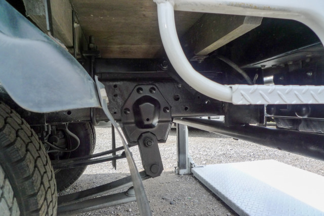 いすゞ エルフ 小型 平ボディ 2RG-NJR88A(104089) 17枚目