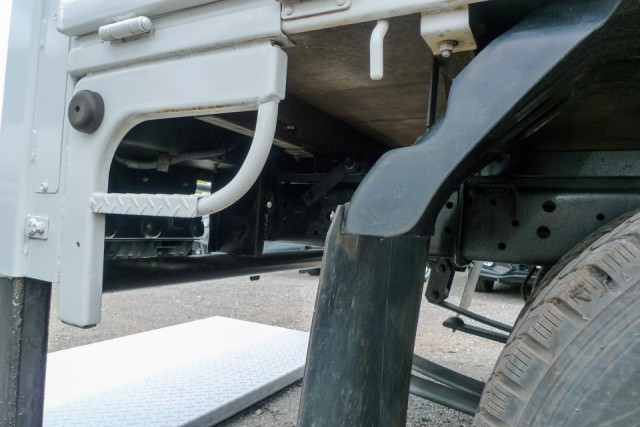 いすゞ エルフ 小型 平ボディ 2RG-NJR88A(104089) 20枚目