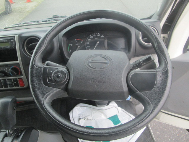 Hino dutro Small Freezer box_body 2RG-XZU710M(104090) 9枚目