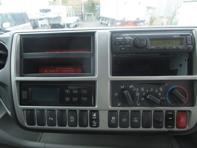 Hino dutro Small Freezer box_body 2RG-XZU710M(104090) 13枚目
