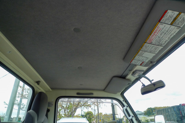 いすゞ エルフ 小型 平ボディ 2RG-NJR88A(104089) 36枚目