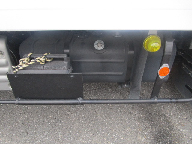 Hino dutro Small Freezer box_body 2RG-XZU710M(104090) 38枚目