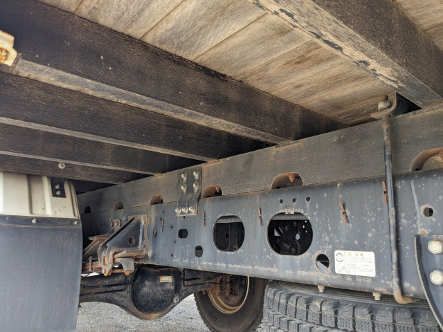 いすゞ フォワード 中型 平ボディ（クレーン付） 2PG-FRR90S1(104117) 17枚目