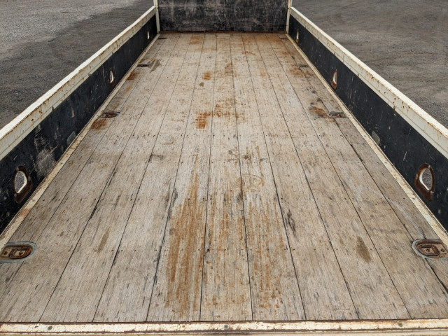 日野 レンジャー 中型 平ボディ（クレーン付） 2KG-FC2ABA(104120) 10枚目