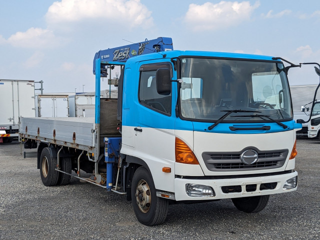 日野 レンジャー 中型 平ボディ（クレーン付） BKG-FD7JKYA(104121) 3枚目