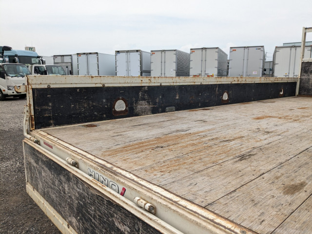 日野 レンジャー 中型 平ボディ（クレーン付） 2KG-FC2ABA(104120) 15枚目